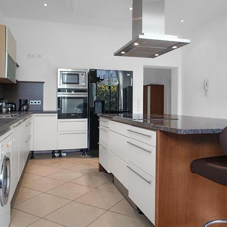 Superb 7Br Shared Apartment- Near Hauptbahnhof Viena Exterior foto