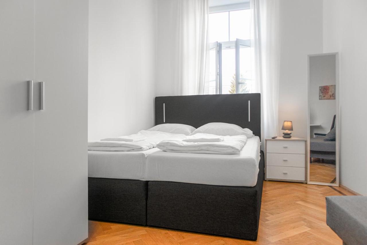 Superb 7Br Shared Apartment- Near Hauptbahnhof Viena Exterior foto