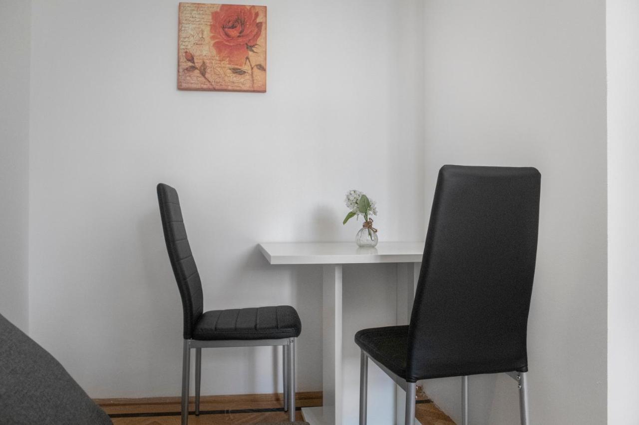 Superb 7Br Shared Apartment- Near Hauptbahnhof Viena Exterior foto