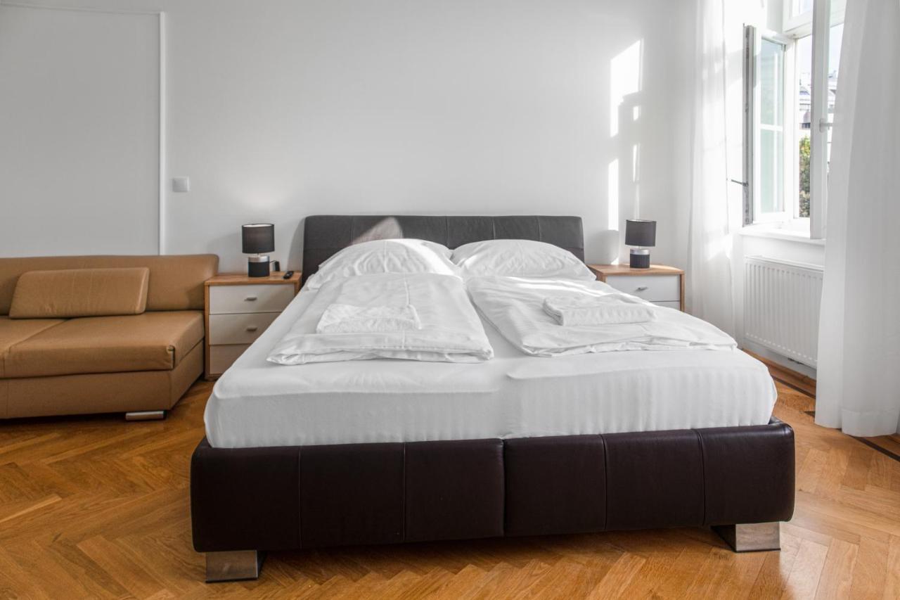 Superb 7Br Shared Apartment- Near Hauptbahnhof Viena Exterior foto