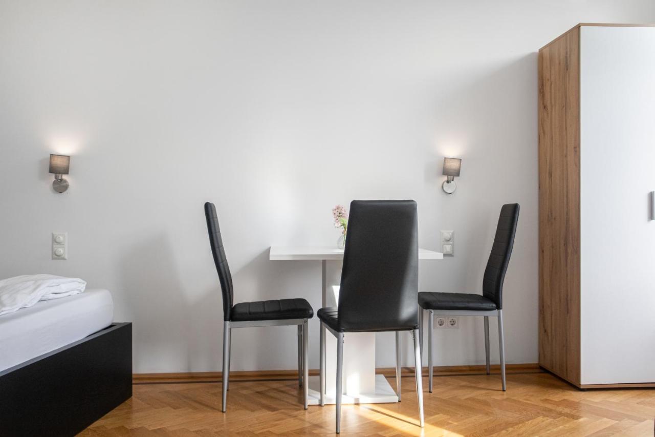 Superb 7Br Shared Apartment- Near Hauptbahnhof Viena Exterior foto