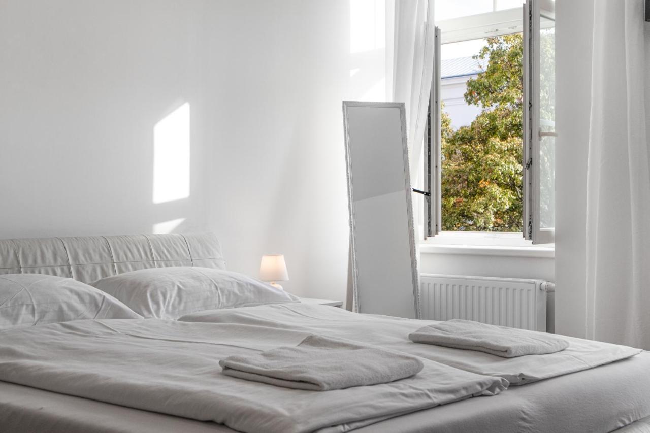 Superb 7Br Shared Apartment- Near Hauptbahnhof Viena Exterior foto