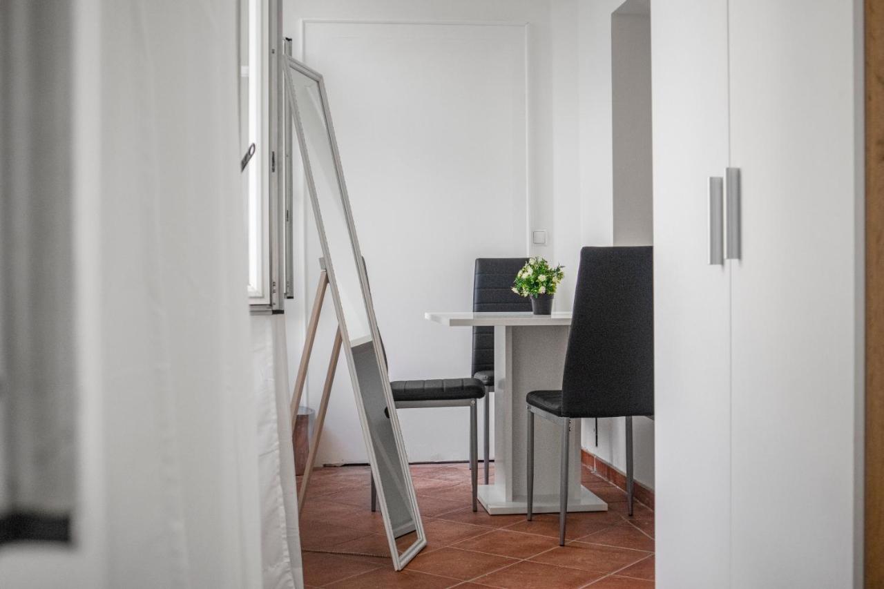 Superb 7Br Shared Apartment- Near Hauptbahnhof Viena Exterior foto