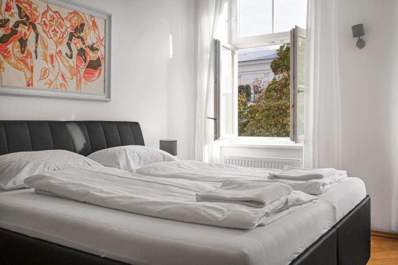 Superb 7Br Shared Apartment- Near Hauptbahnhof Viena Exterior foto
