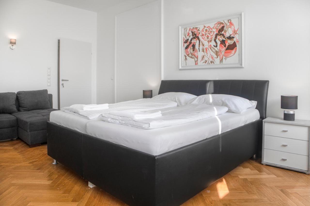 Superb 7Br Shared Apartment- Near Hauptbahnhof Viena Exterior foto
