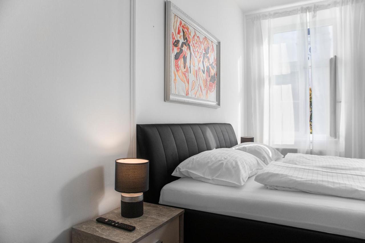Superb 7Br Shared Apartment- Near Hauptbahnhof Viena Exterior foto