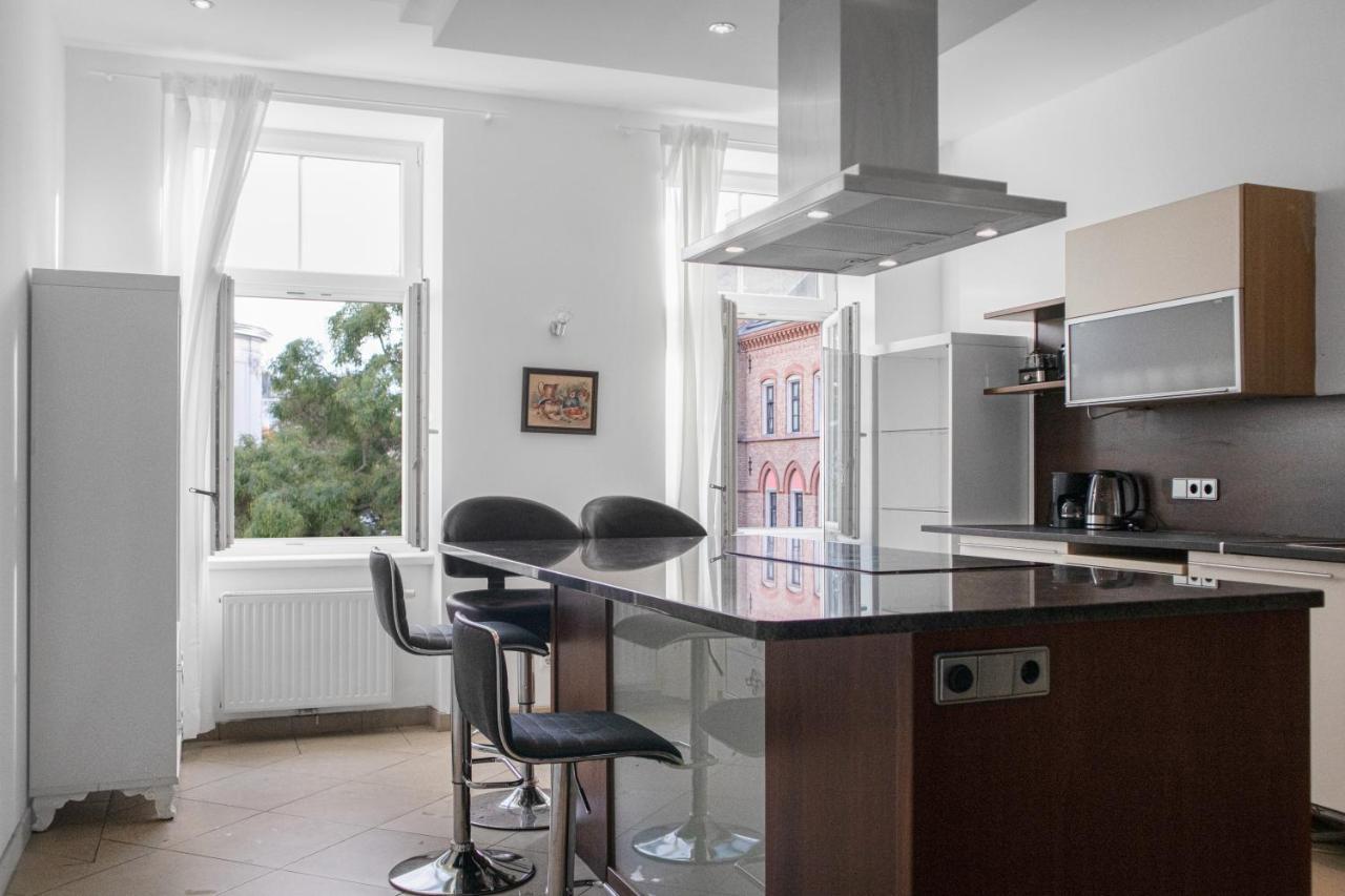 Superb 7Br Shared Apartment- Near Hauptbahnhof Viena Exterior foto