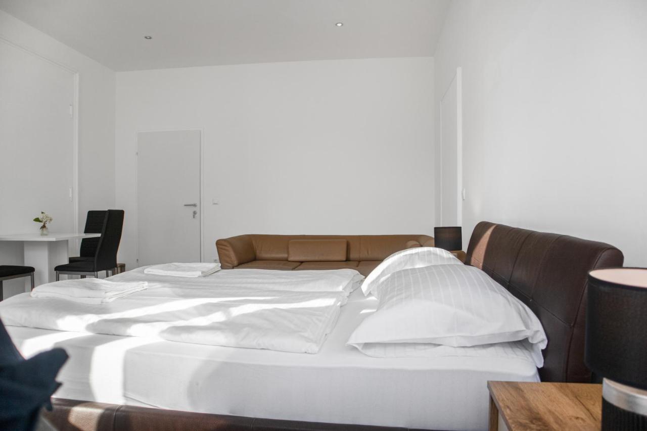 Superb 7Br Shared Apartment- Near Hauptbahnhof Viena Exterior foto