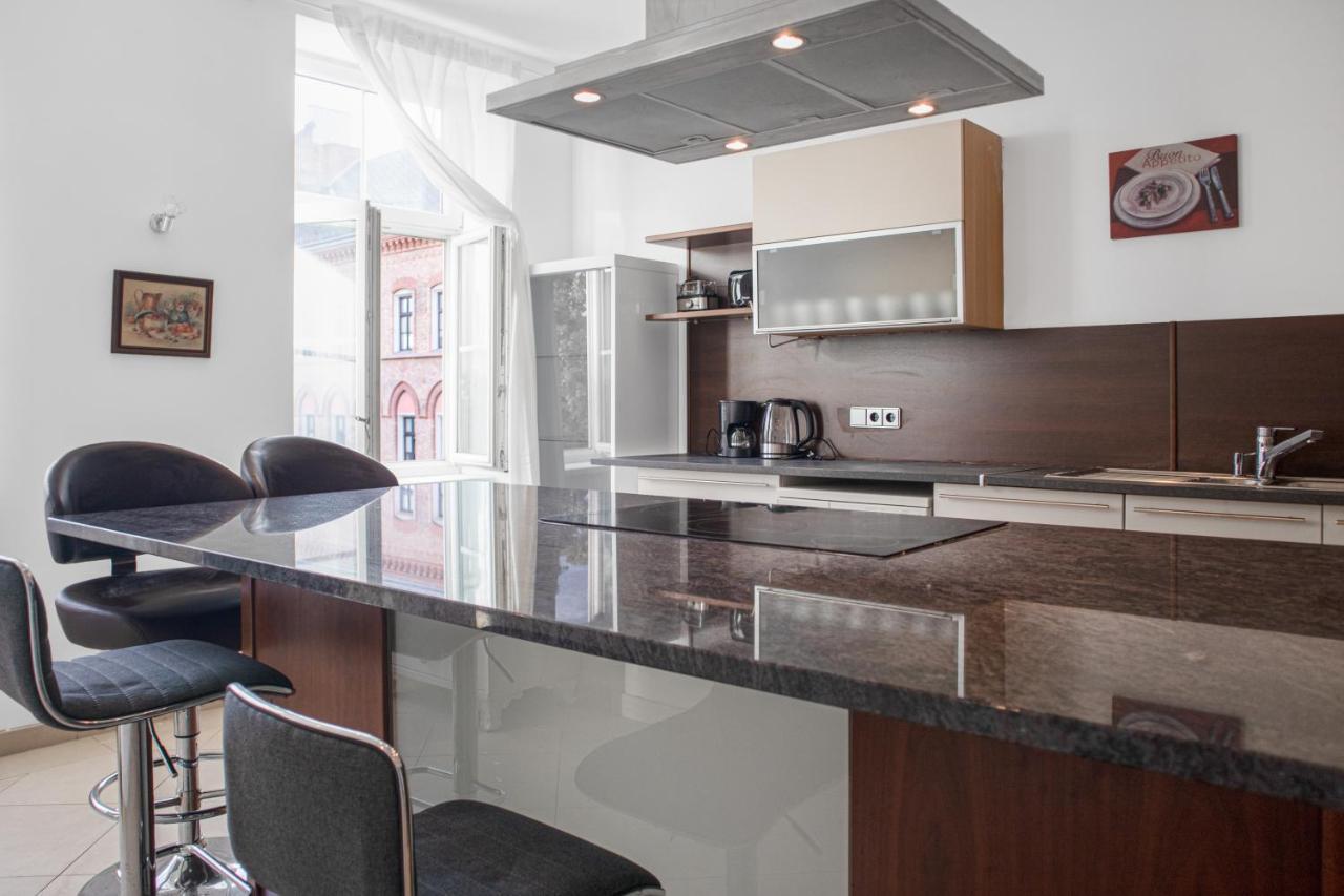 Superb 7Br Shared Apartment- Near Hauptbahnhof Viena Exterior foto