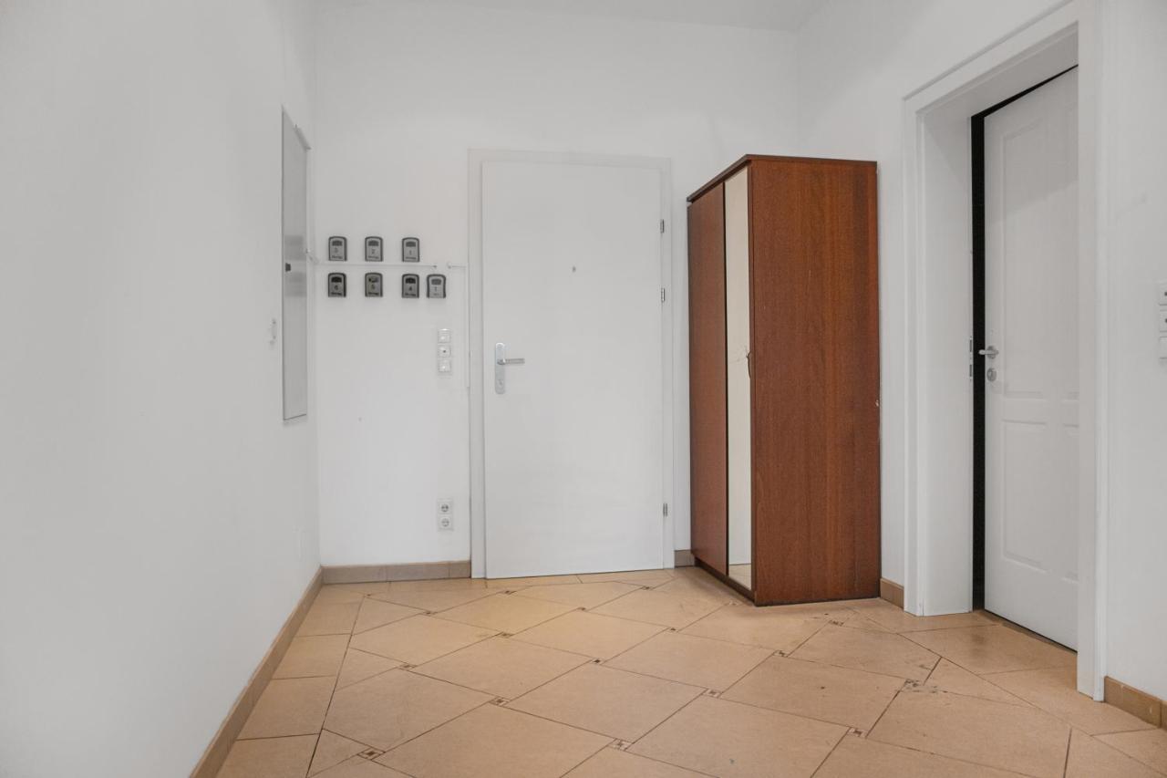 Superb 7Br Shared Apartment- Near Hauptbahnhof Viena Exterior foto